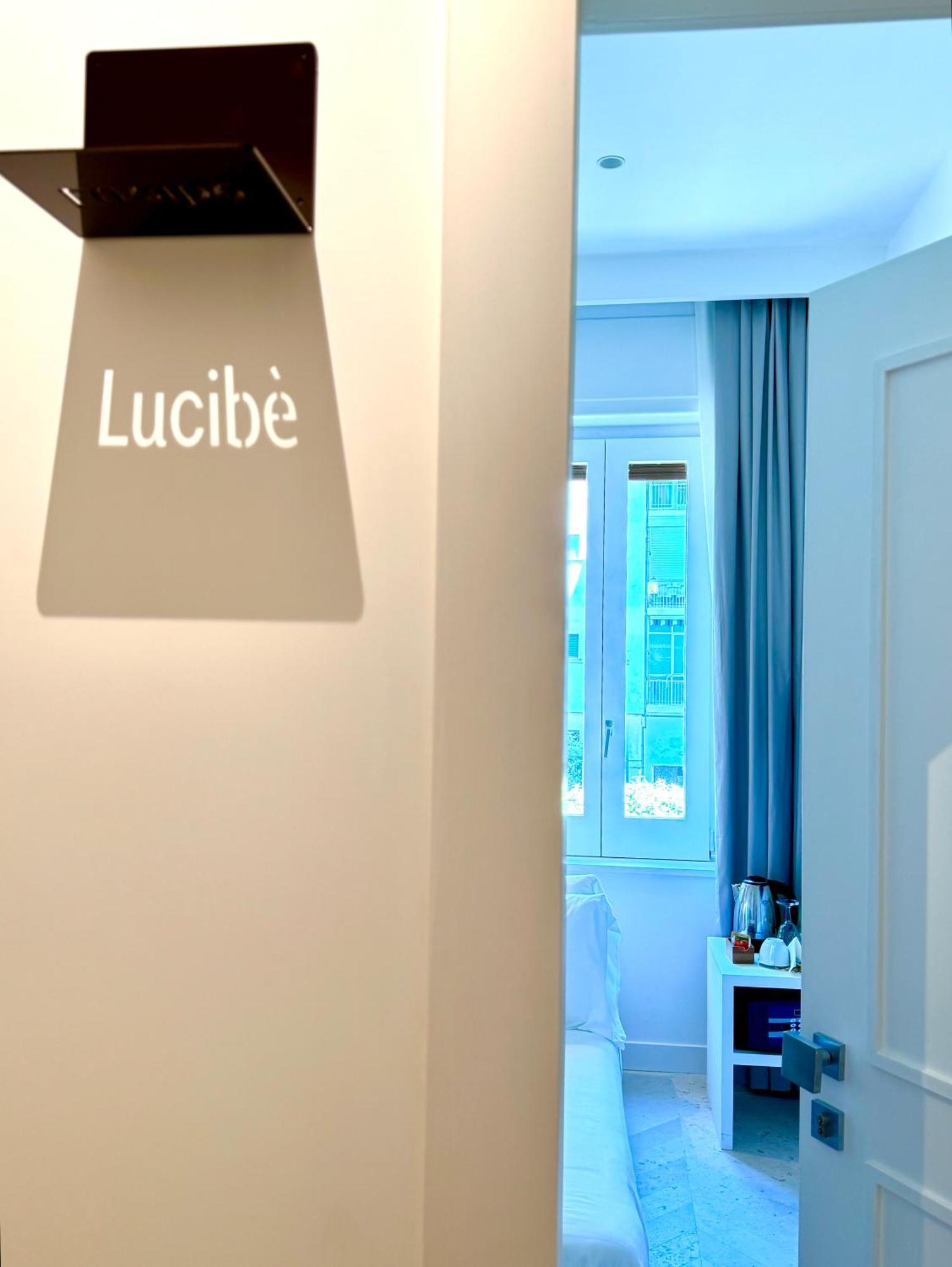 Diff'Rent Souls Rooms - Luxury Accomodation 소렌토 외부 사진
