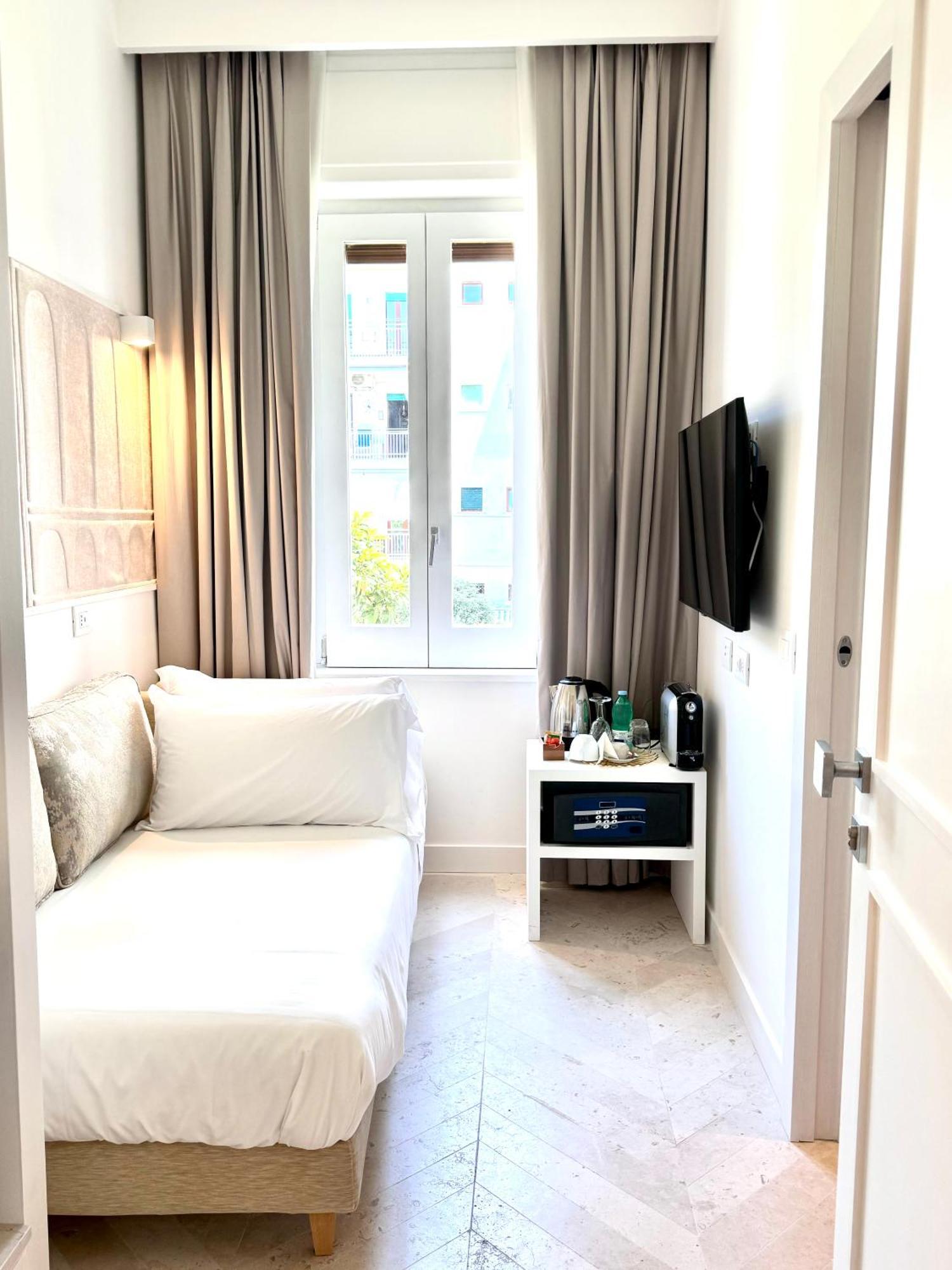 Diff'Rent Souls Rooms - Luxury Accomodation 소렌토 외부 사진