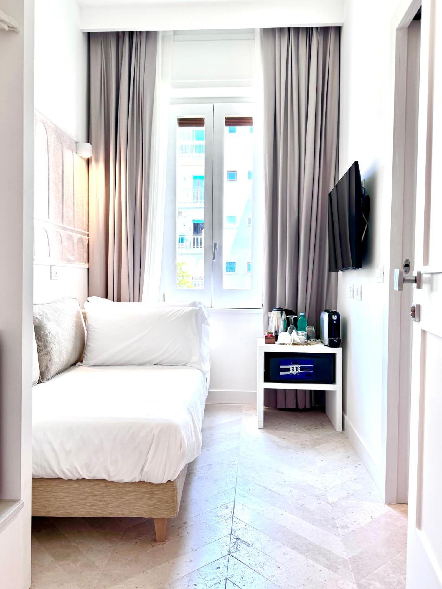 Diff'Rent Souls Rooms - Luxury Accomodation 소렌토 외부 사진